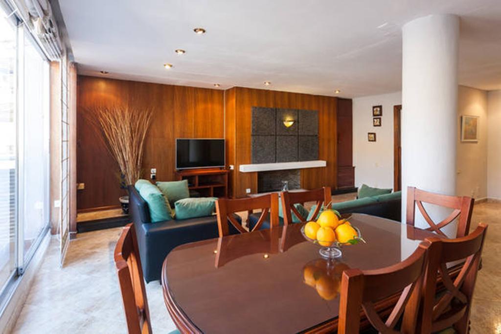 Ferienwohnung Apartamento Tiziano Mercado Central Valencia Exterior foto