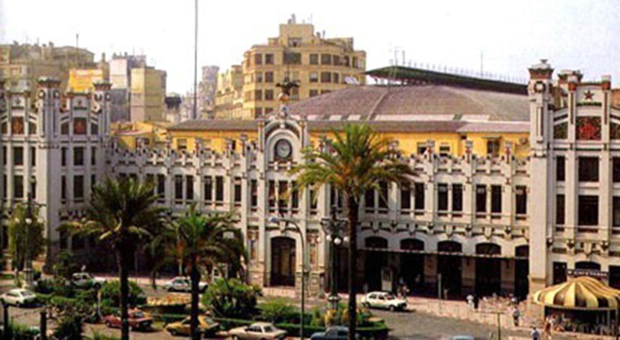 Ferienwohnung Apartamento Tiziano Mercado Central Valencia Exterior foto